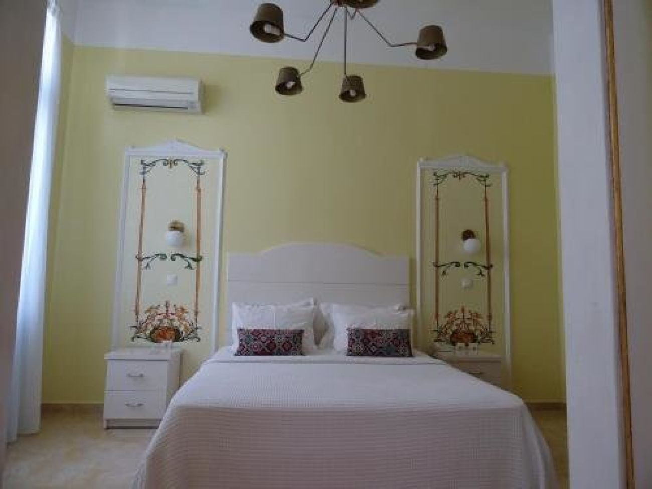 Hotel Augustos 3*