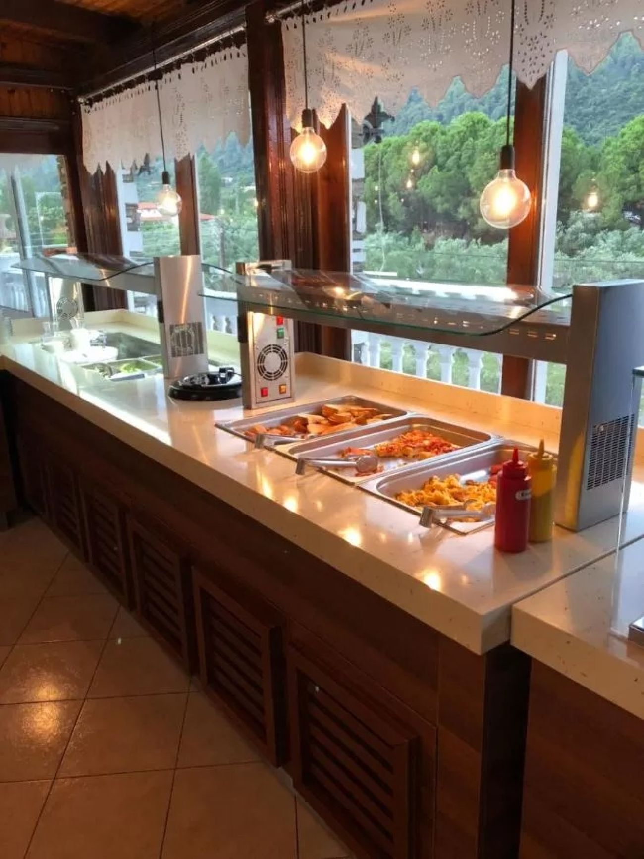 Diaporos Hotel 3*