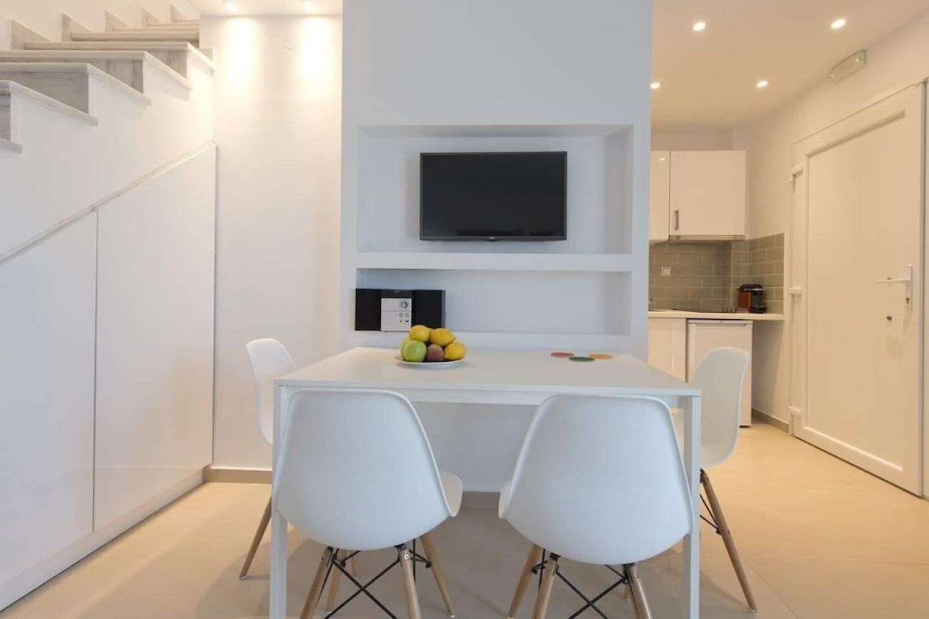 Votsalo Suites