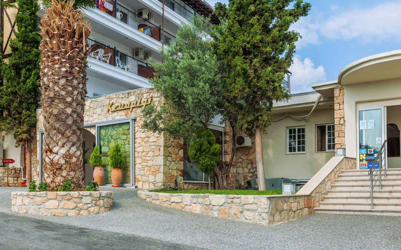 Kriopigi Hotel 4*