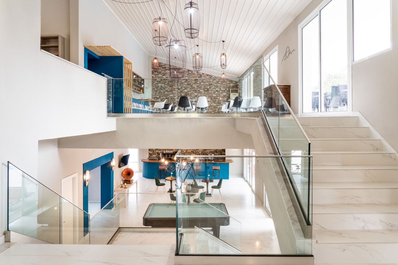 Zoe Hotel 4*