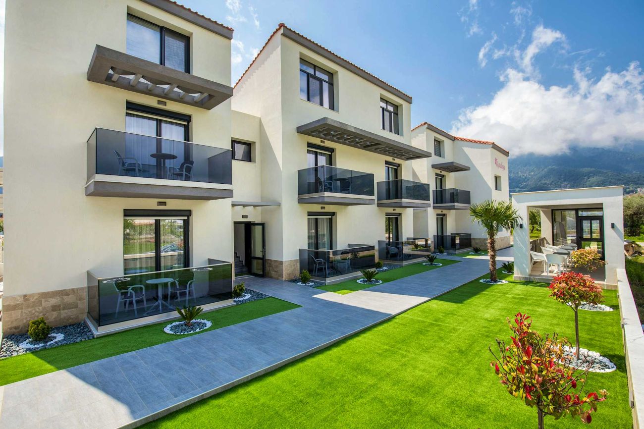 Kataleya Poolside Suites 2*