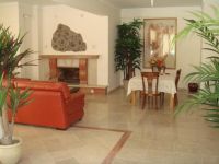 Eden Hotel 2*