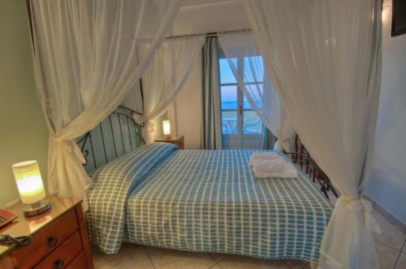 Artemis Village 3*