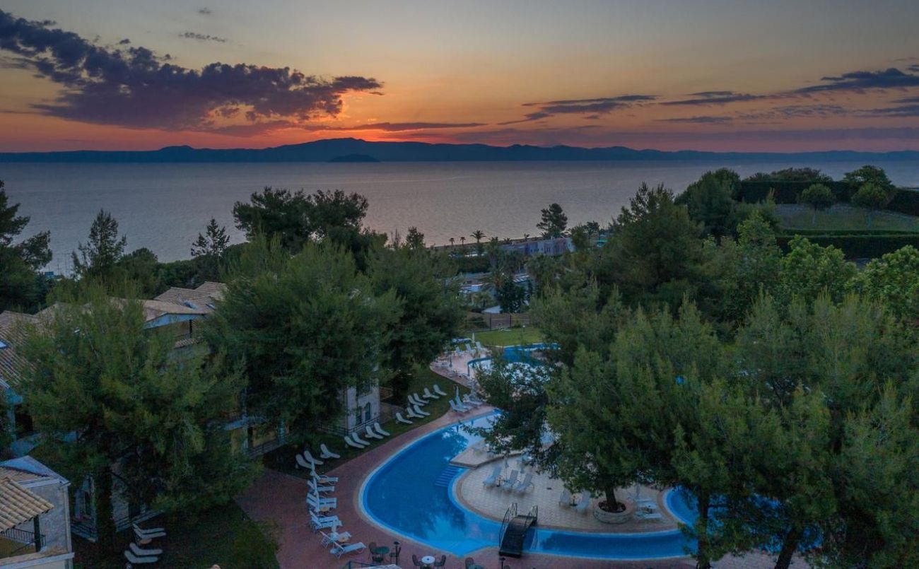Lesse Hotel 4*