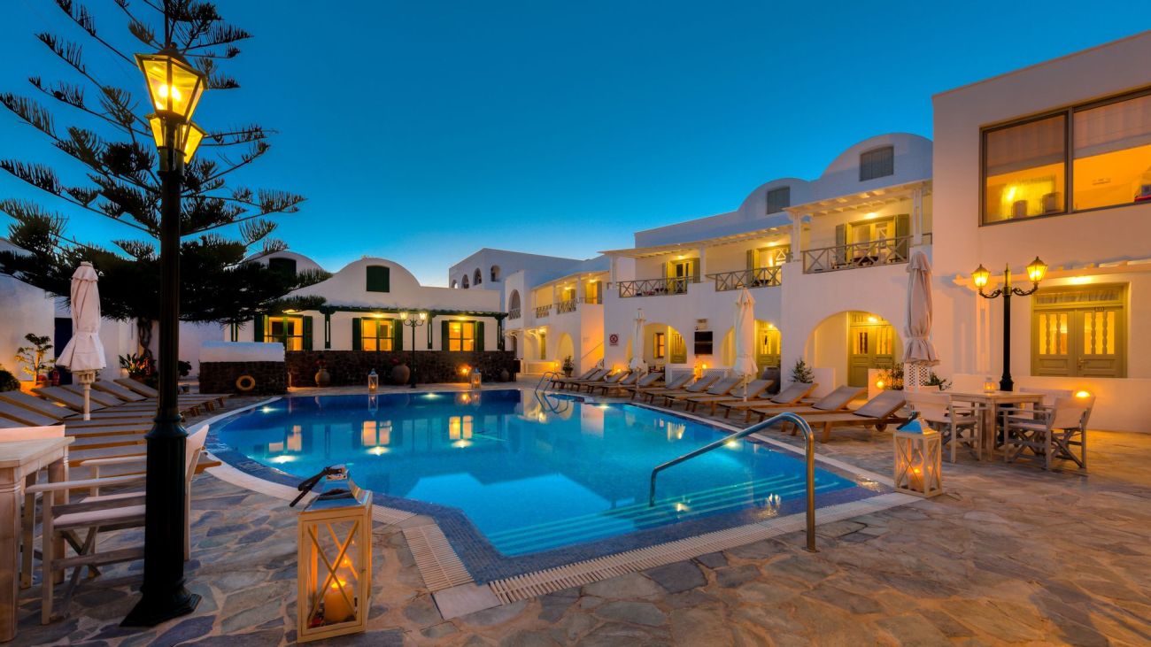 Mathios Village Santorini 3*