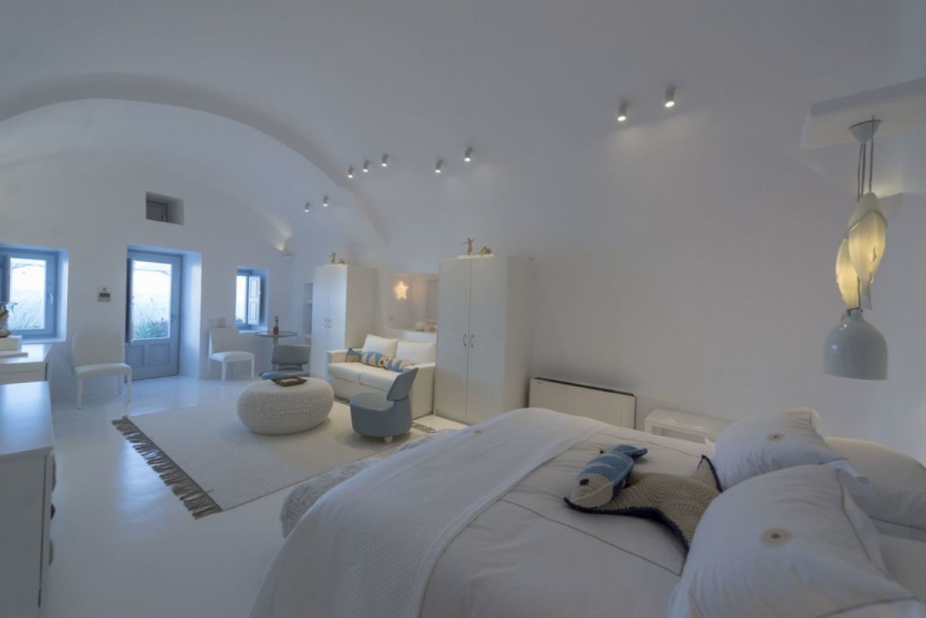 Canaves Oia Sunday Suites 4*