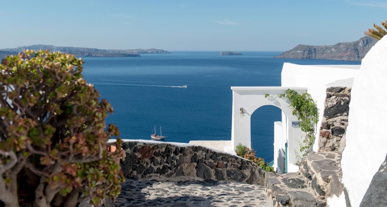 Strogili Traditional Houses Santorini
