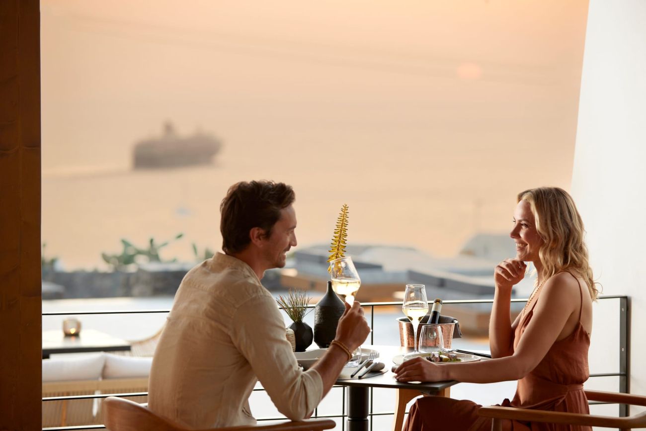 Santo Pure Oia Suites & Villas 5*