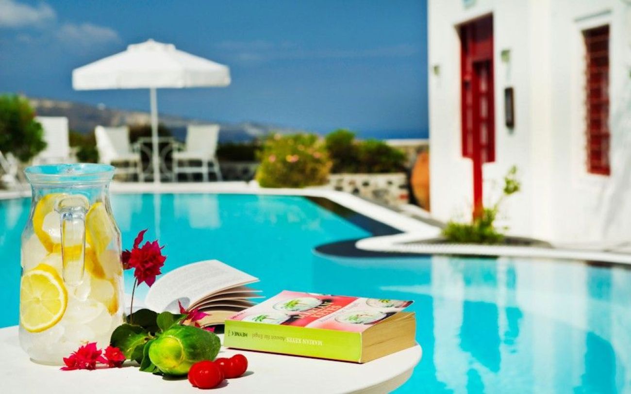 Nikos Villas 4*