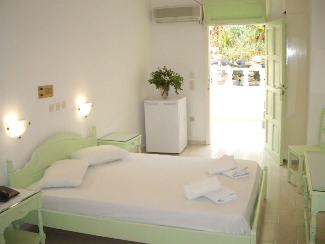 Poseidon Beach Hotel 2*