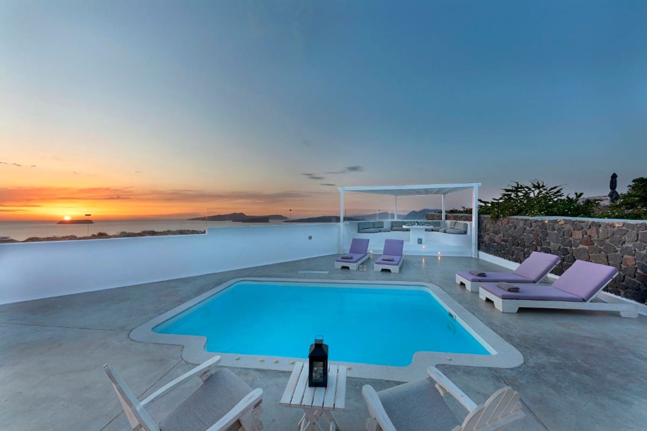 Hemera Holiday Home Villa in Santorini