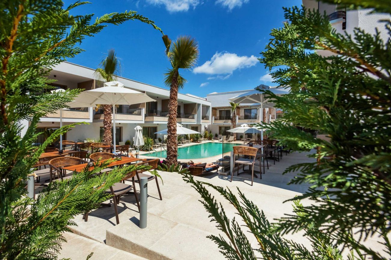 Pefki Deluxe Residence 5*