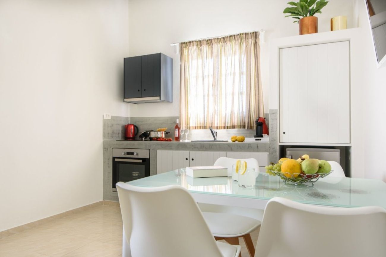 De_naxia Suites 3*