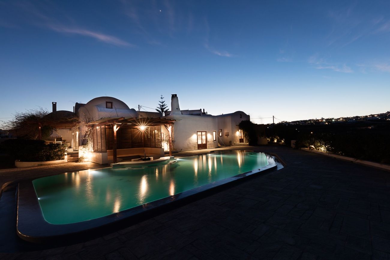 Aquaria Villa Santorini 5*