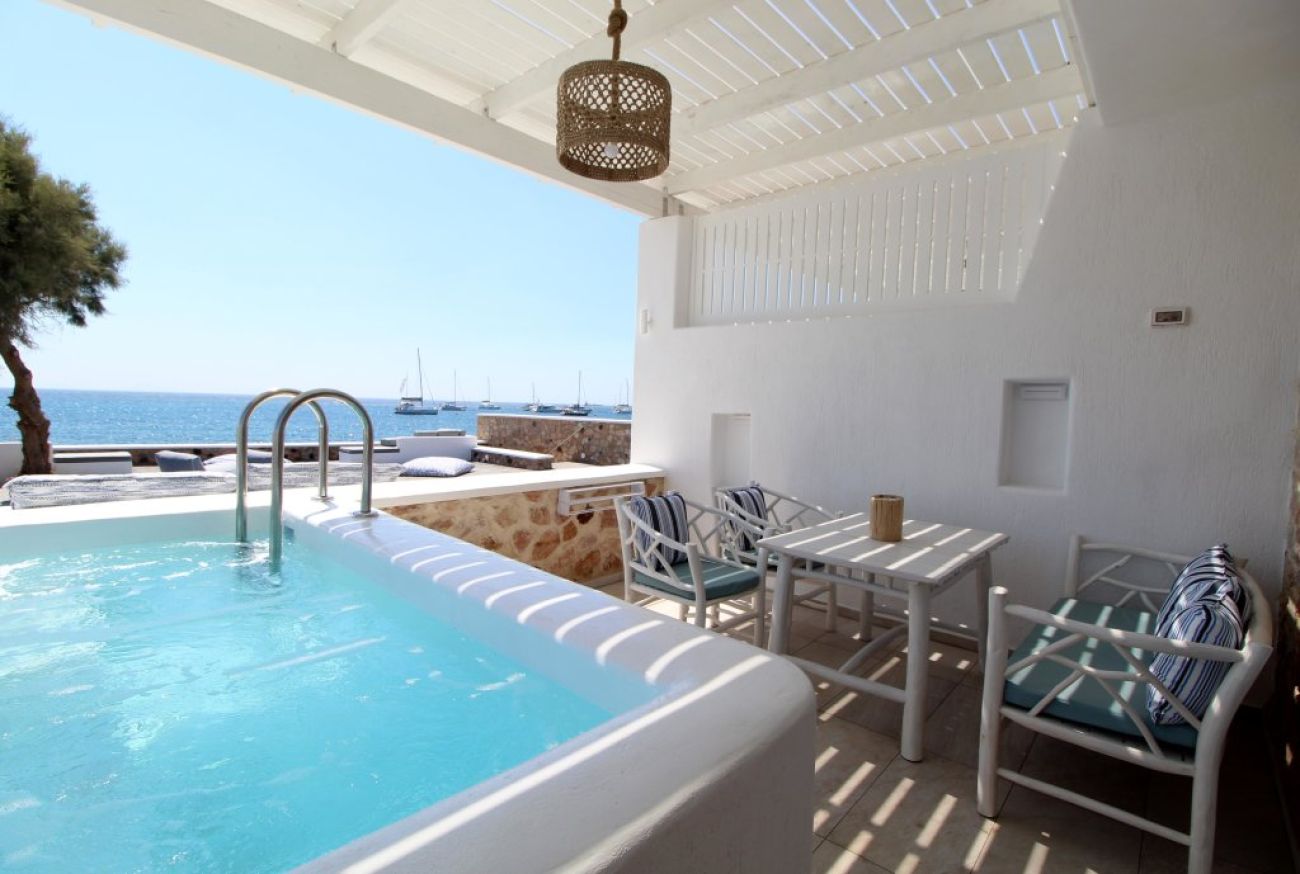 Aegean Melody Suites 3*
