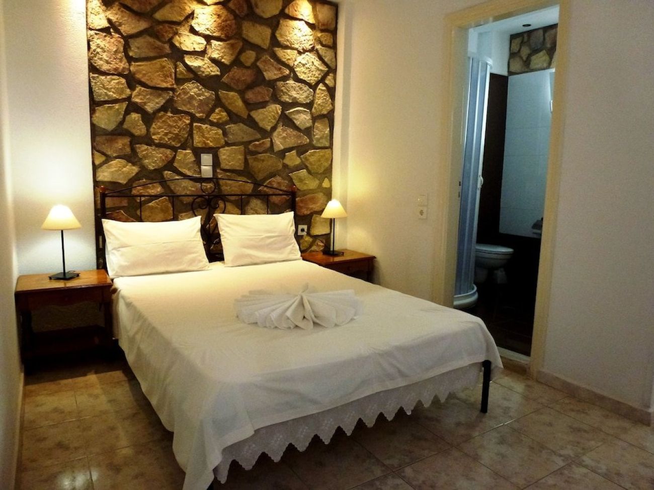 Atalos Suites 3*