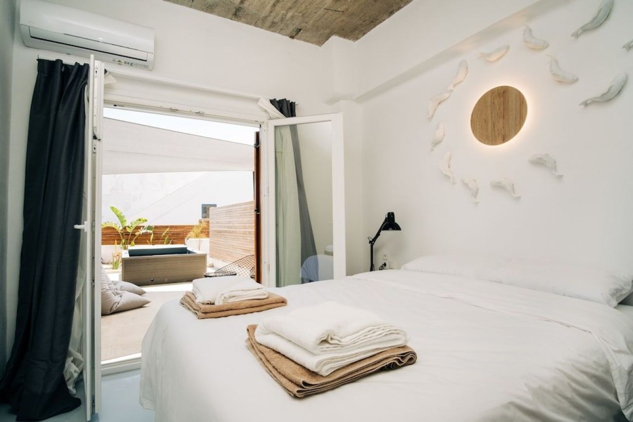 Mesanto Luxury Suites 3*