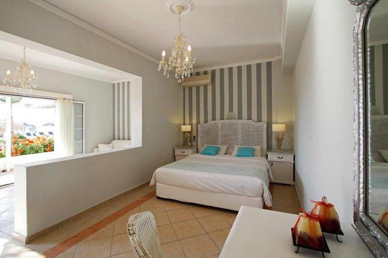 Nikki Beach Resort & Spa Santorini 4*