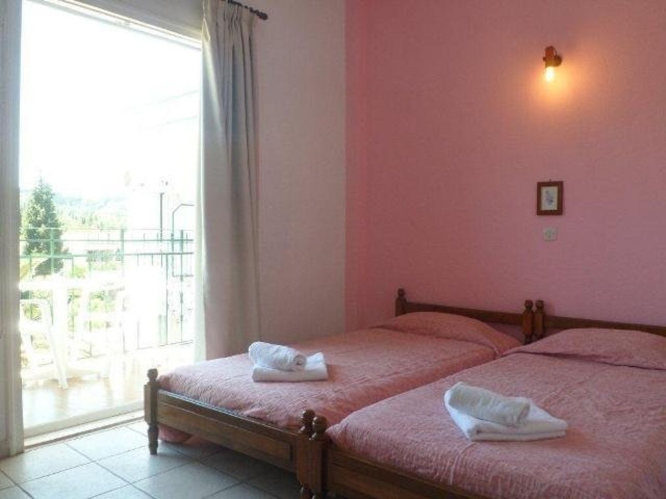 Angela Hotel 2*
