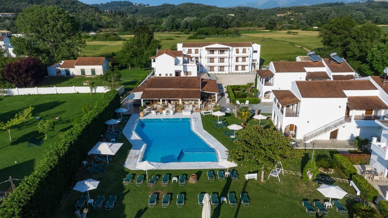 Goudelis Apartments 3*