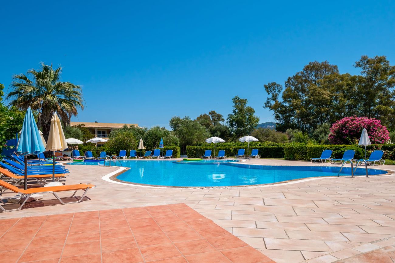 Serena Hotel 3*