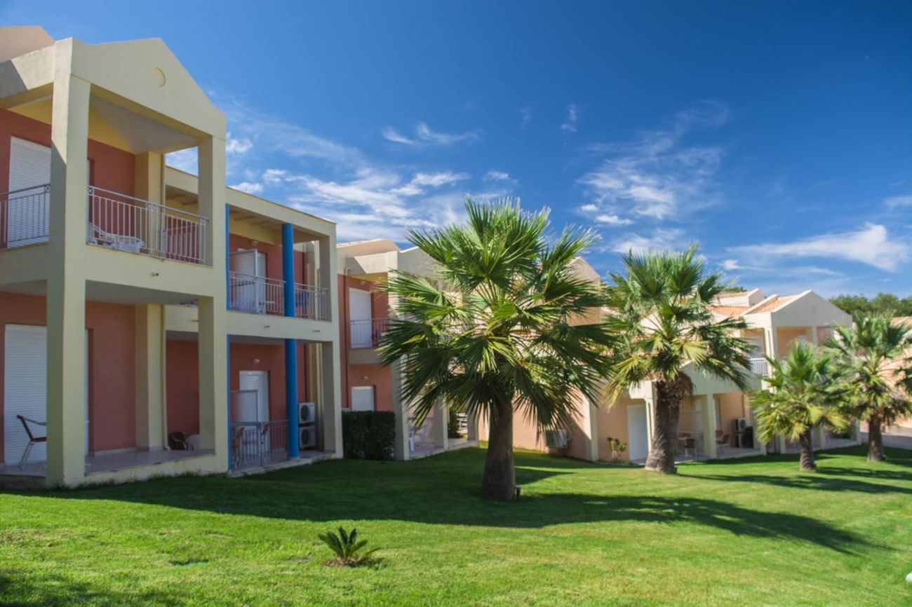Olympion Village 3*