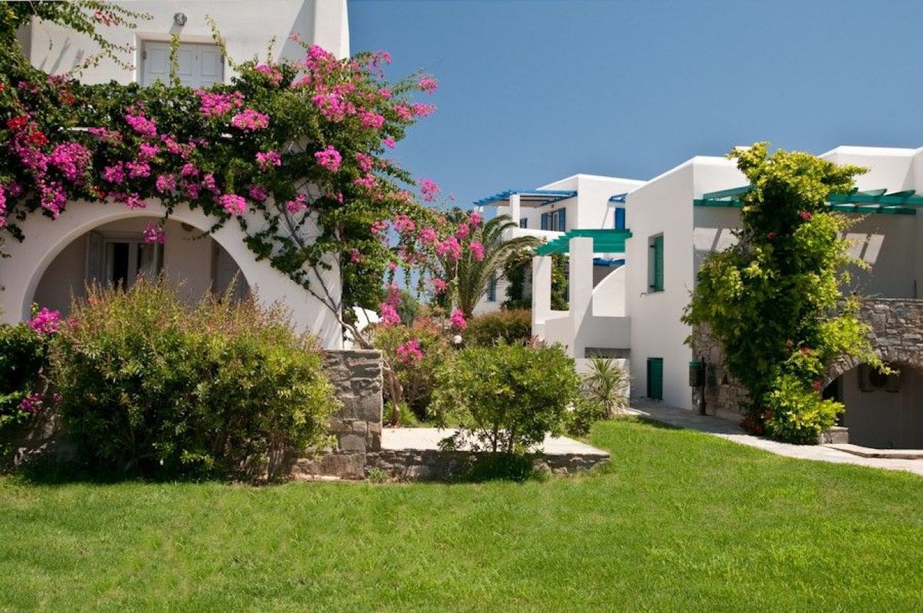 Poseidon of Paros 5*