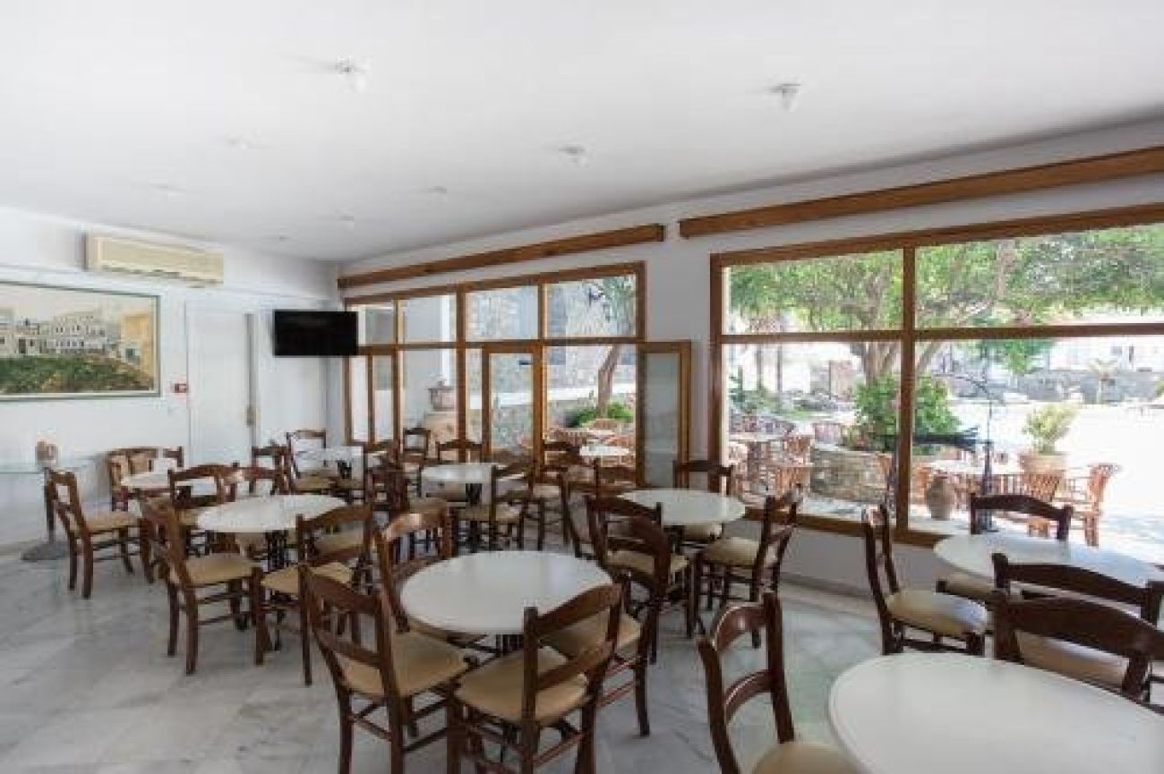 Louiza Hotel 2*