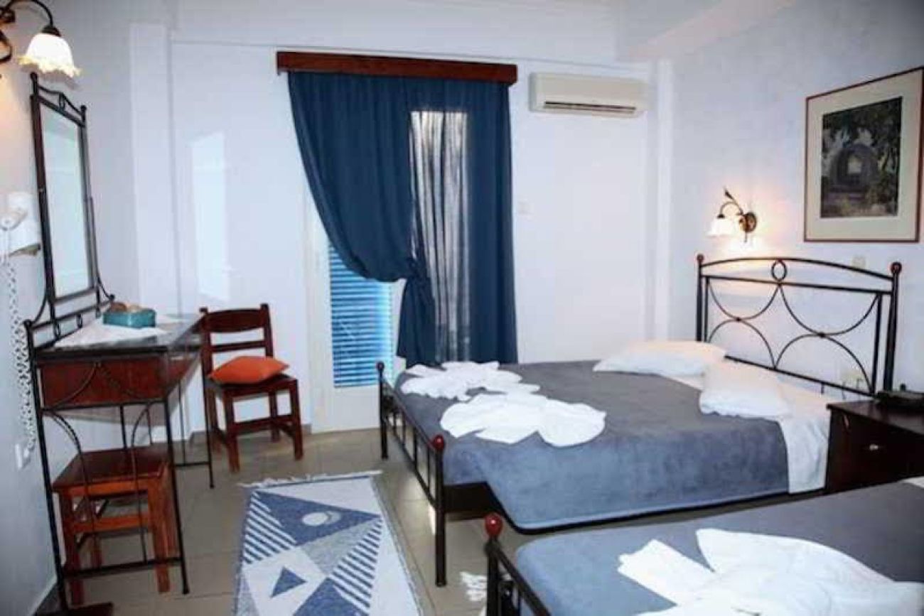 Nikolas Hotel 3*