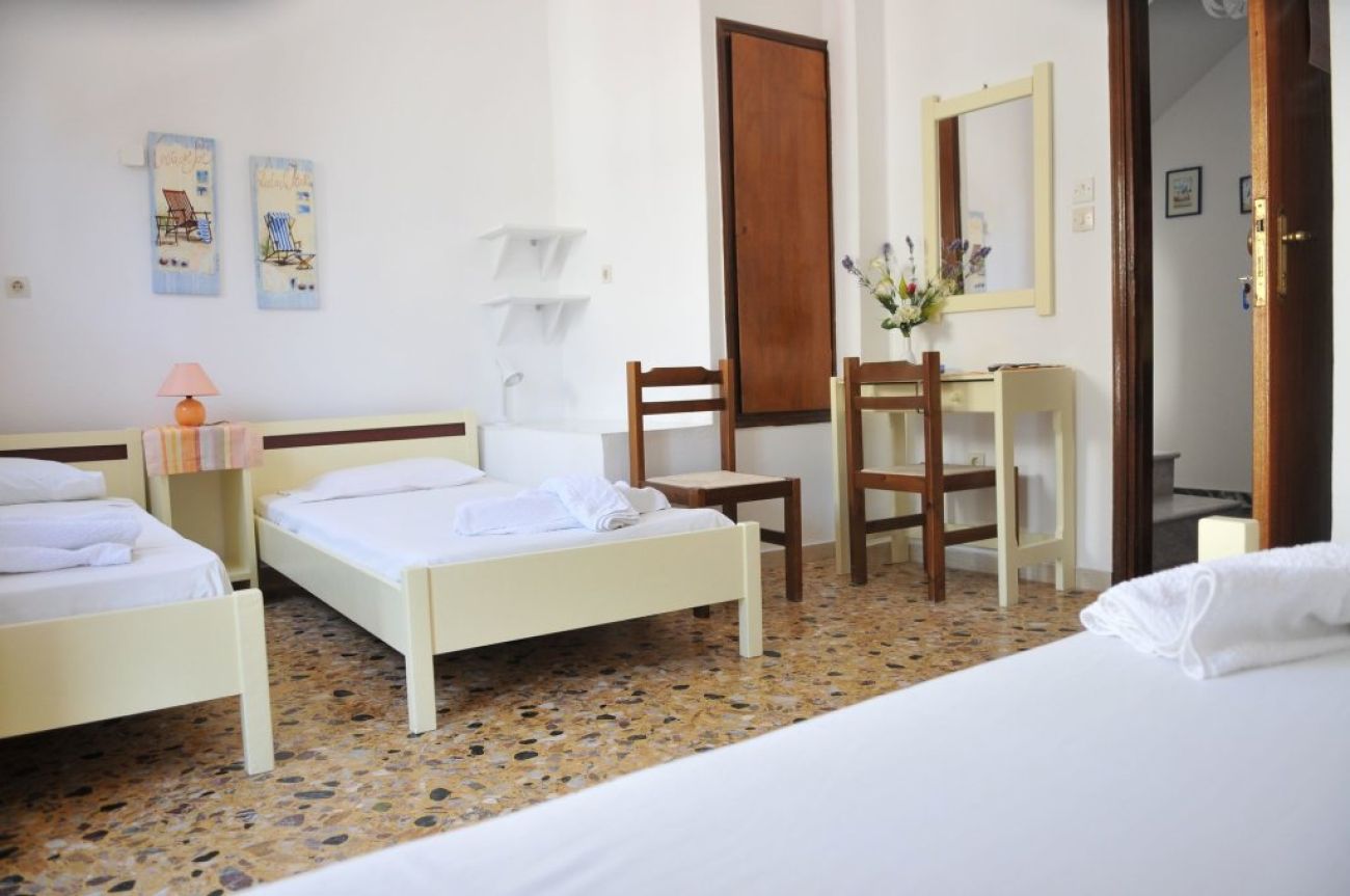 Pension Paros Anna Spanou 3*