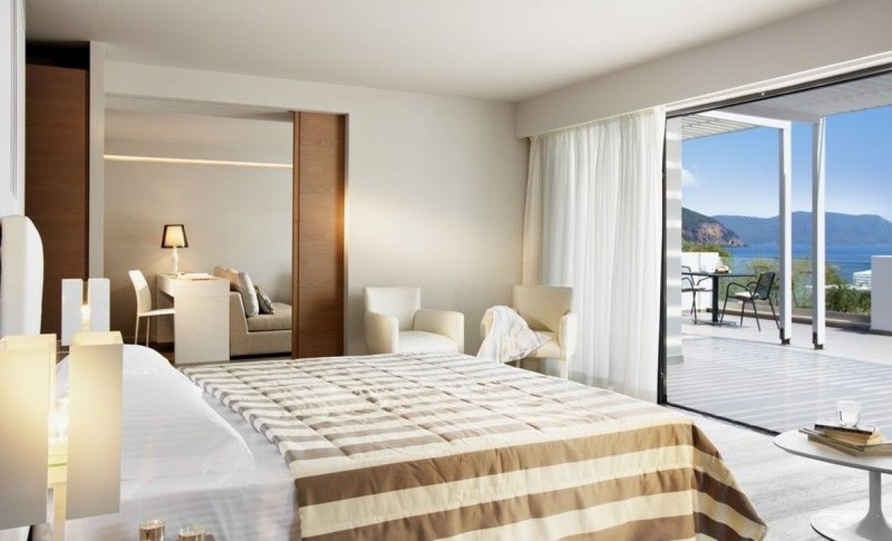 Lichnos Beach Hotel and Suites 5*