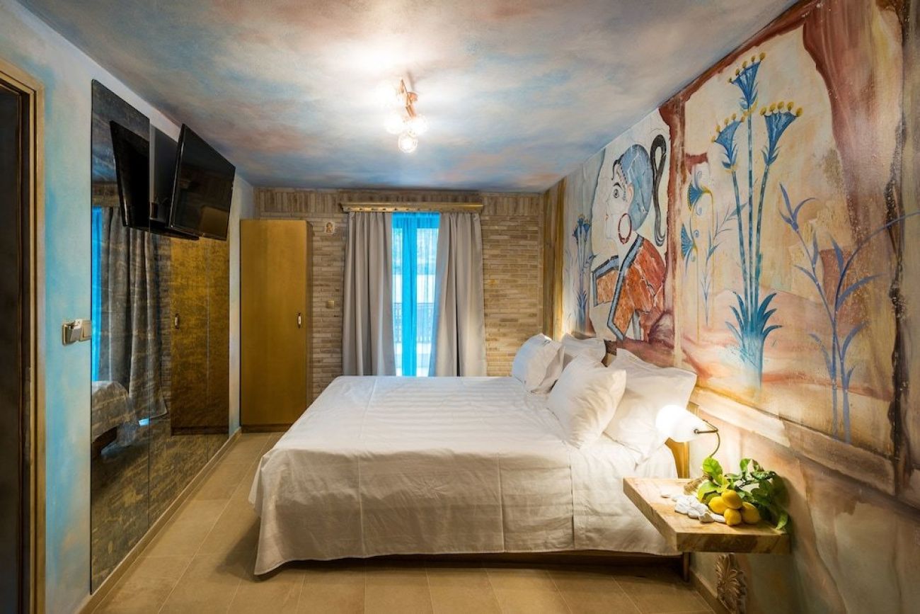 Leda Suites 3*