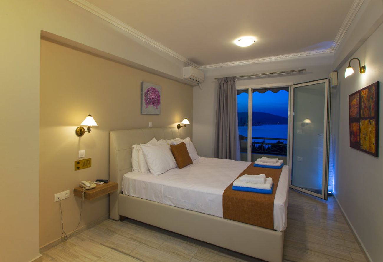 Aliki Hotel 4*
