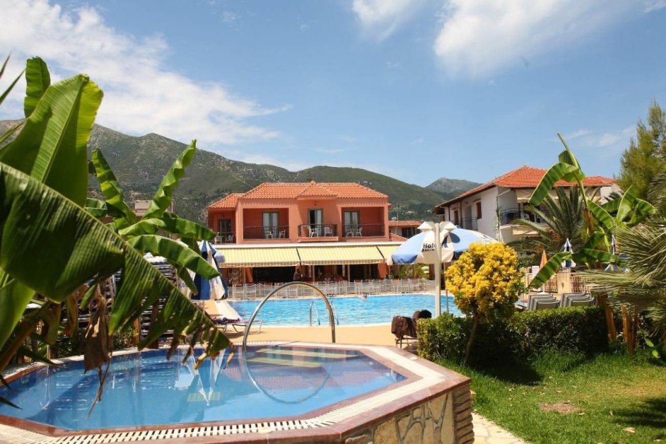 Athos Hotel 2*