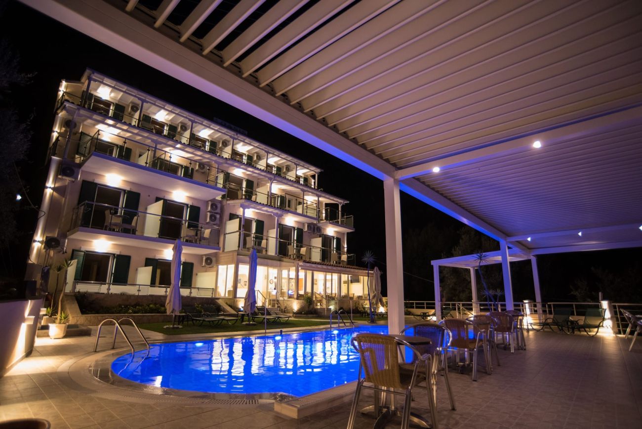 Oasis Hotel 3*