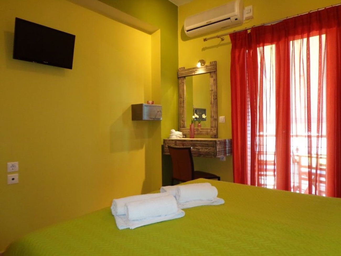 Athina Residence 2*