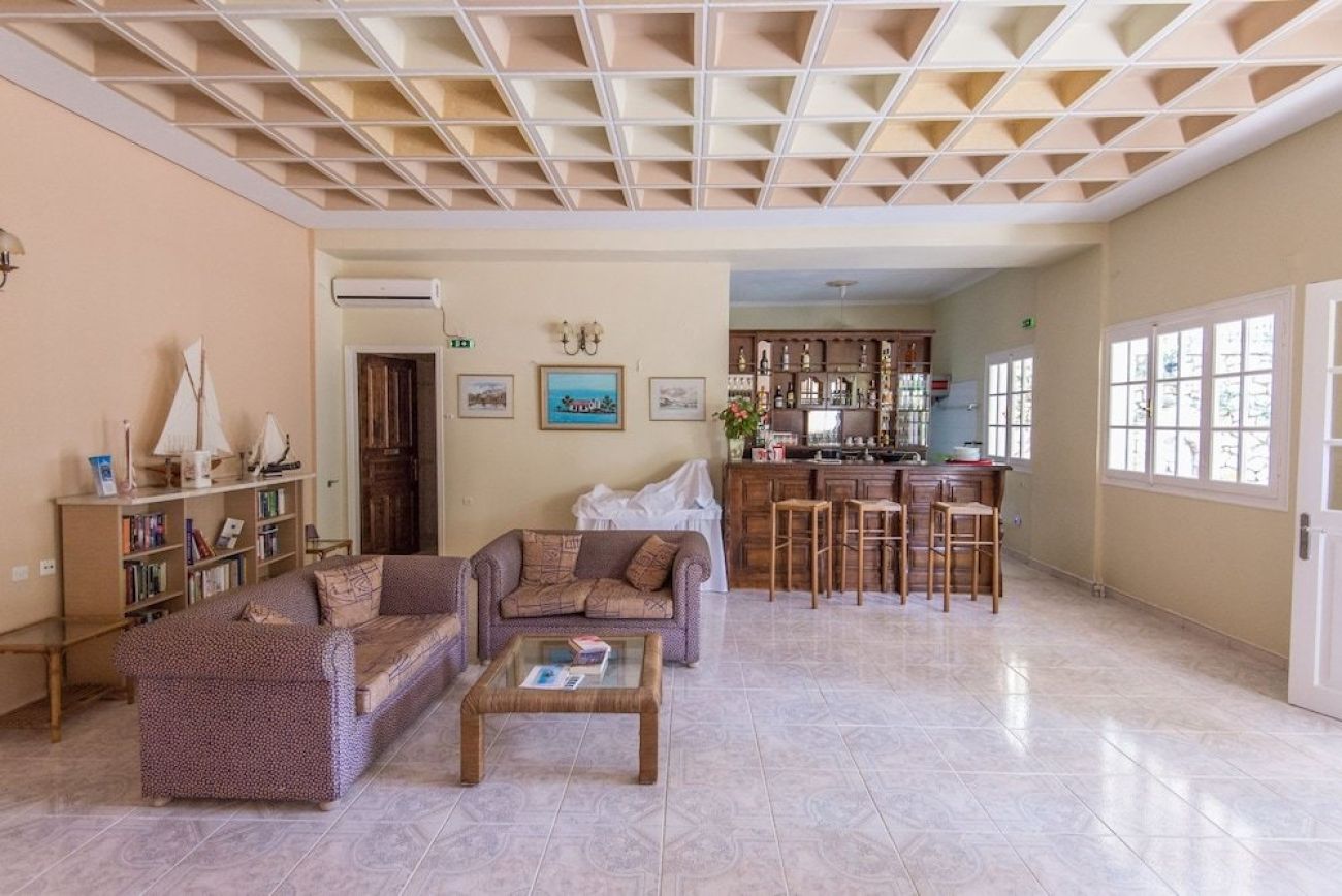 Olive Tree Hotel 2*