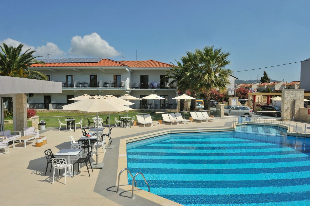 Aristotelis Hotel Fourka 1*