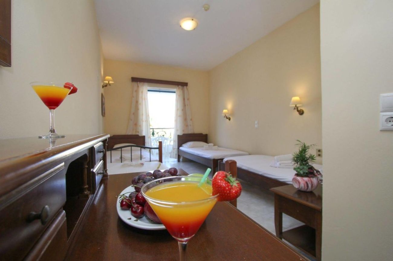 Afrodite Hotel 2*