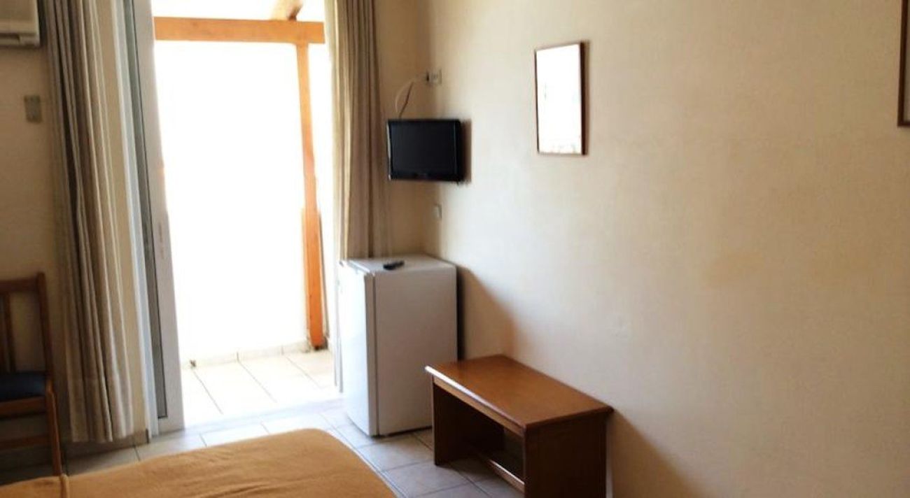 Andreolas Beach hotel 2*