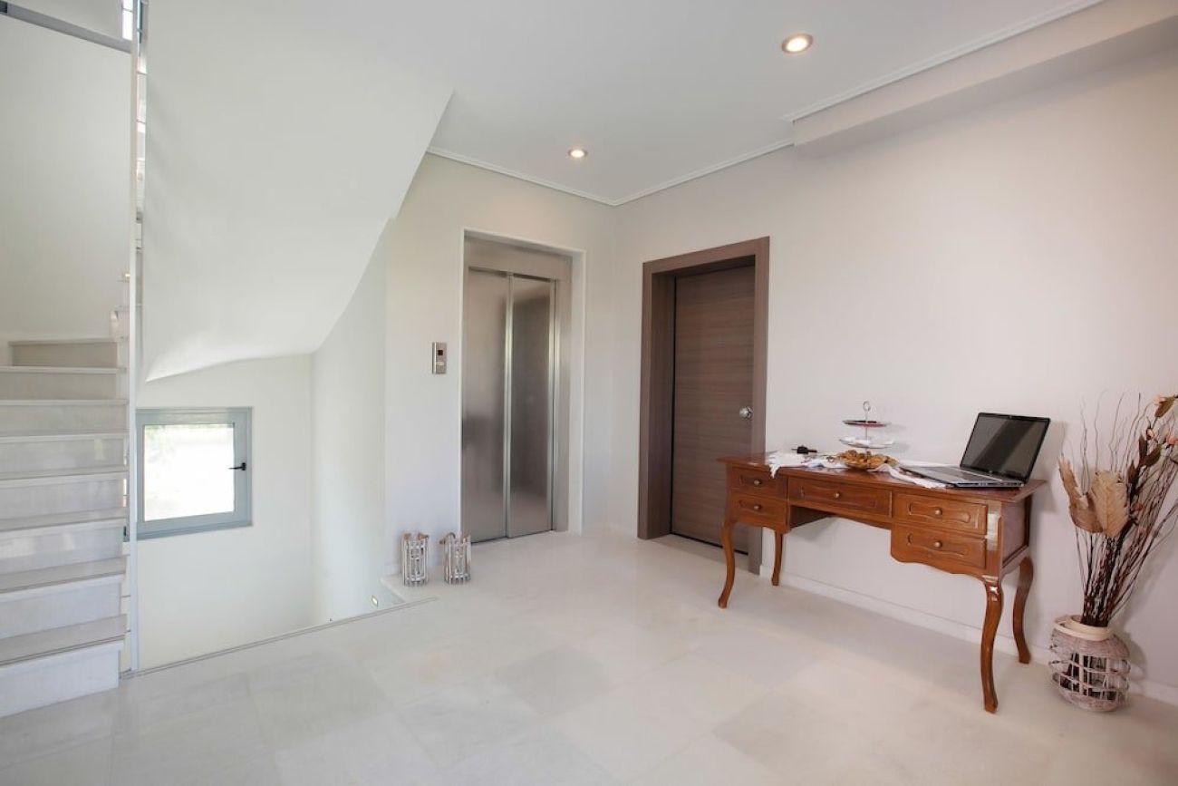 Zante Suites 3*
