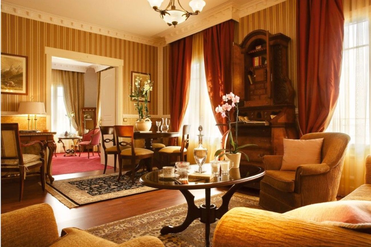 Mediterranean Palace 5*