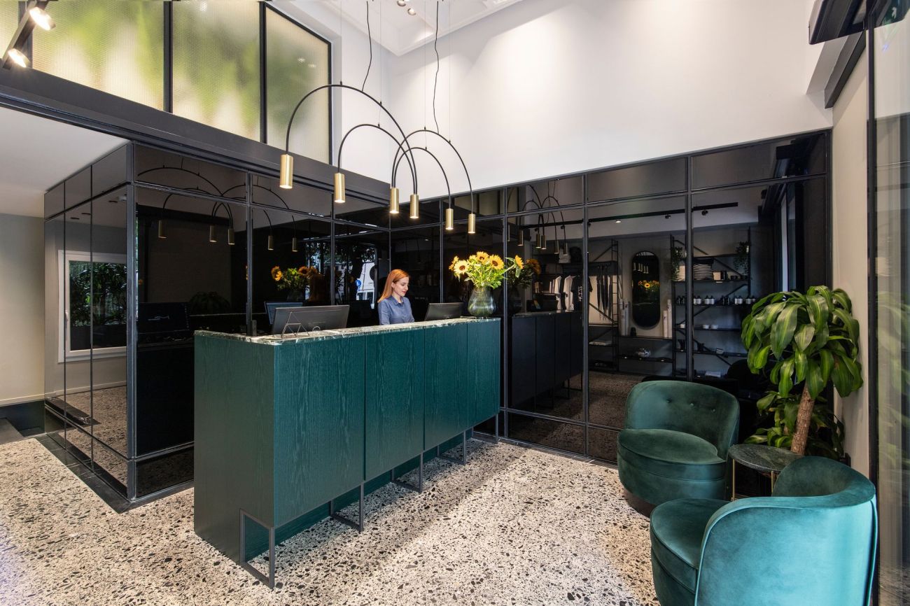 The Modernist 4*