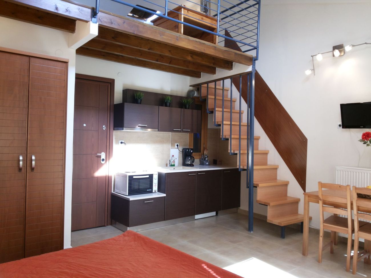 Kripis Studios Thessaloniki 3*