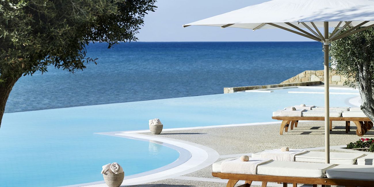 Sani Beach Hotel 5*