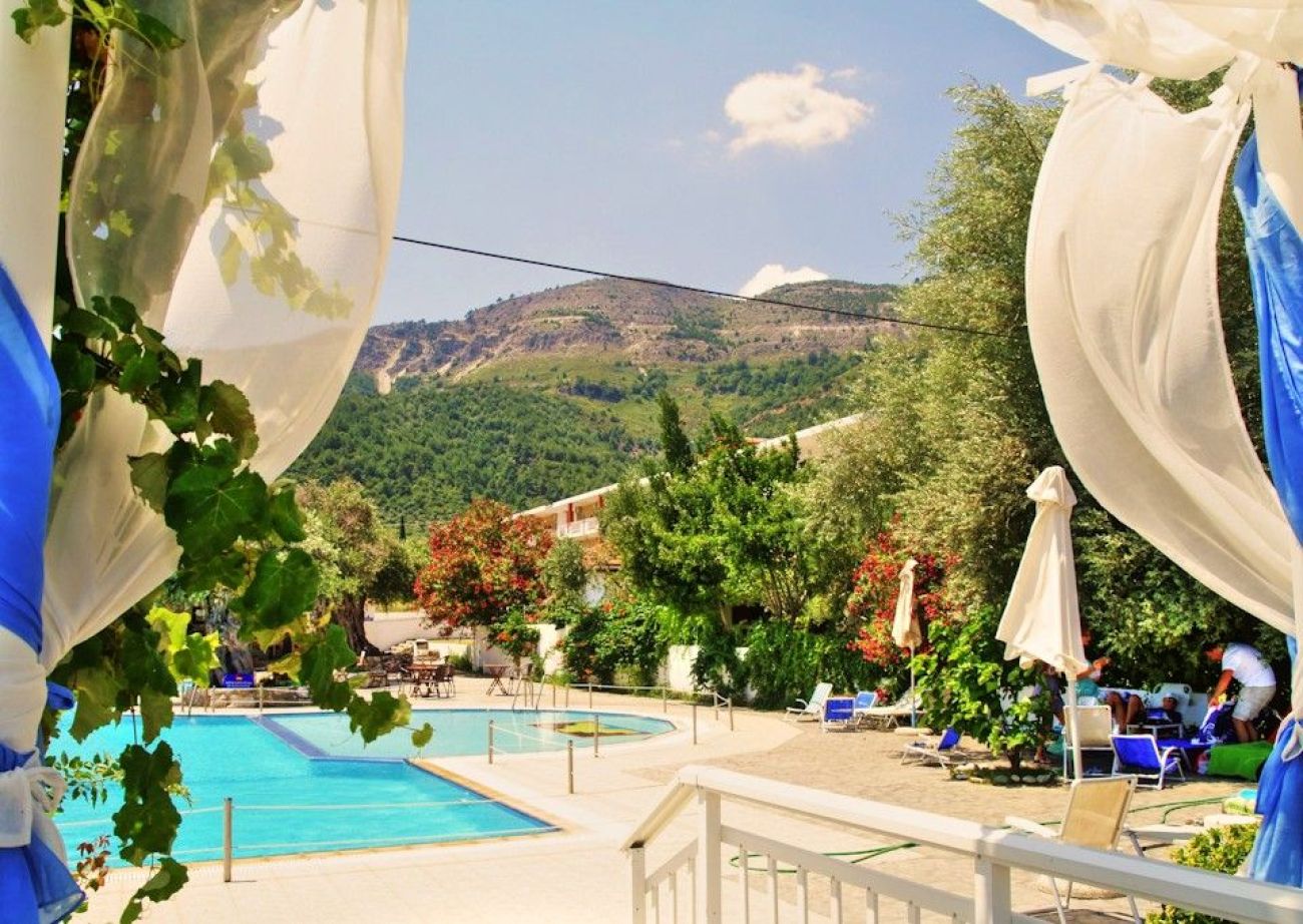Maranton Beach Hotel