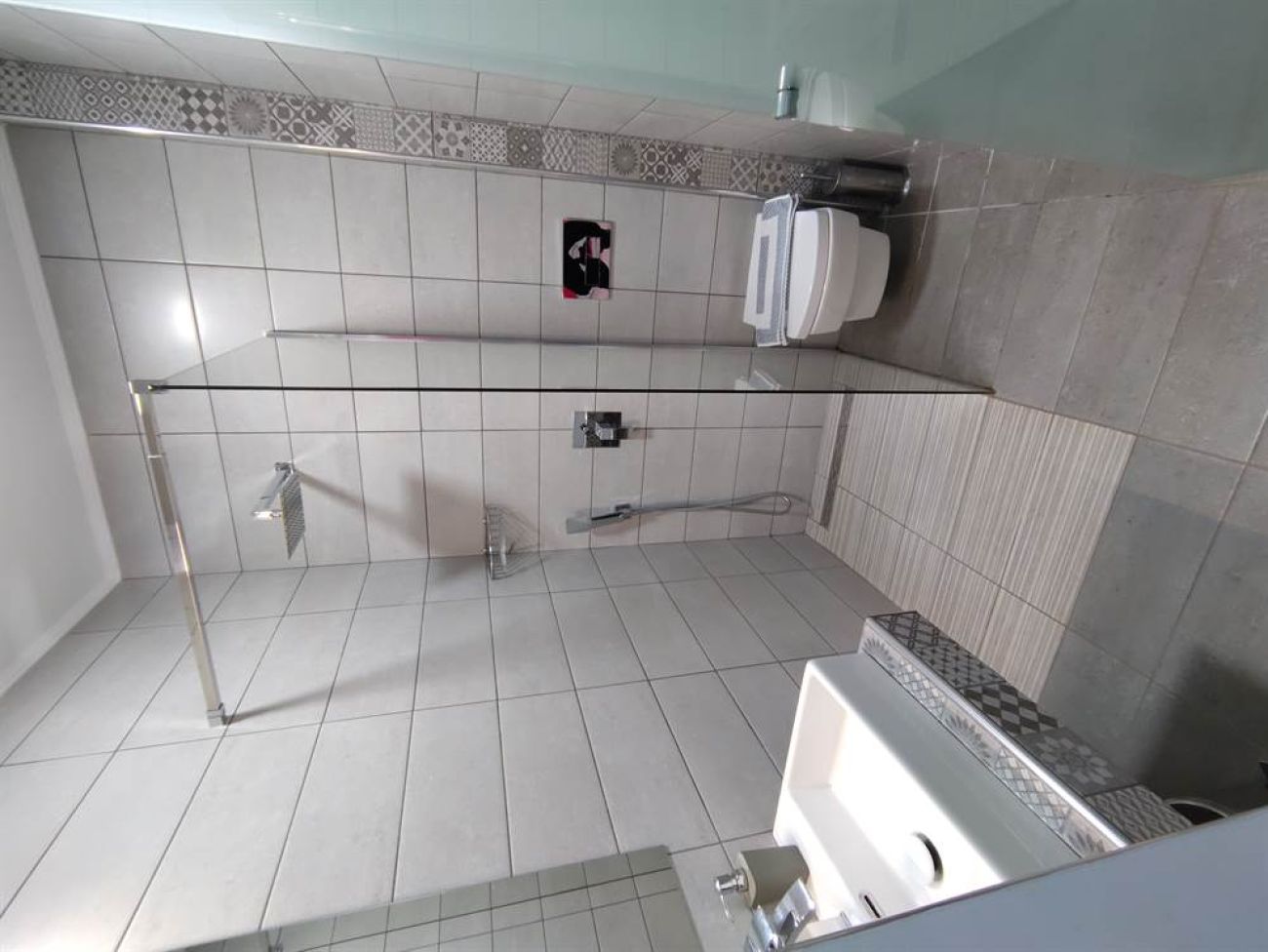 Celeste Deluxe Apartments 3*