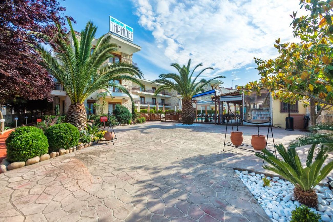 Nereides Hotel Halkidiki 2*