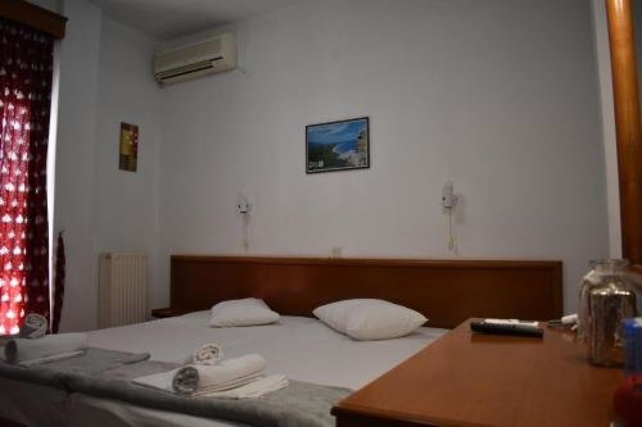 Galanis Studios And Apartments